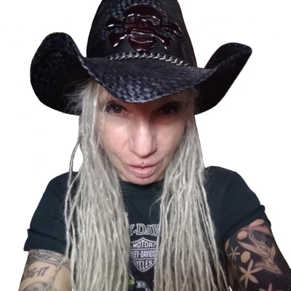 Meet Your Posher - - Picture 4 of 16